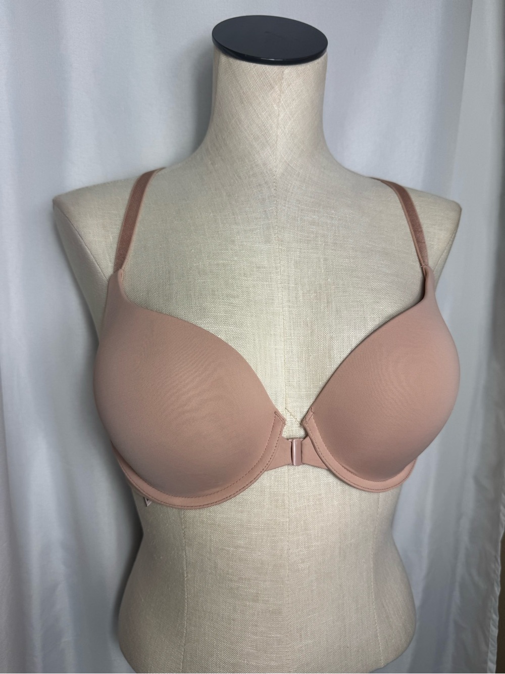 Victoria’s Secret perfect shape Nude Push-Up Front Close T-Shirt Bra racerback